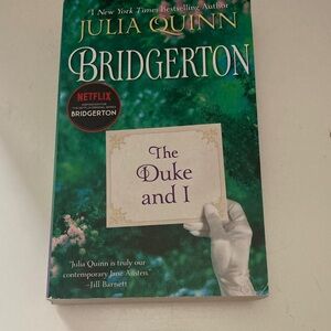 Bridgerton: The Duke and I by Julia Quinn - Green Cover